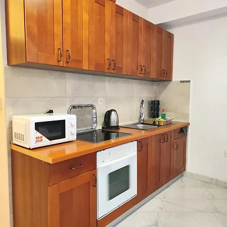 Guest house Maxima U Blizini Plaze Sa Garazom I Sigurnosnom Kamerom