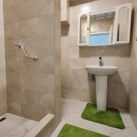 Guest house Maxima U Blizini Plaze Sa Garazom I Sigurnosnom Kamerom *